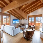 Waldbort Penthouse