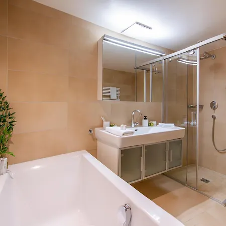 Waldbort Penthouse Daire *