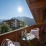 Waldbort Penthouse 翁根
